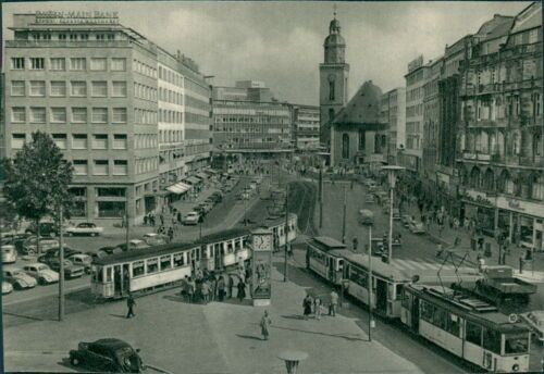 Postcard Frankfurt Main Rossmarkt and St. Catherine's Church tram (b145)