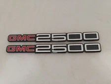 1999-2006 GMC Sierra 2500 Chrome Door Emblem OEM **QTY 2**