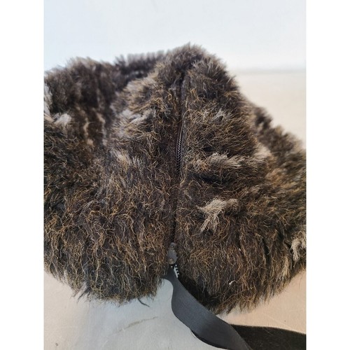 Cappello invernale vintage donna pelliccia visone sintetica turbante cerniera marrone grigio Union Made USA - Foto 9 di 13