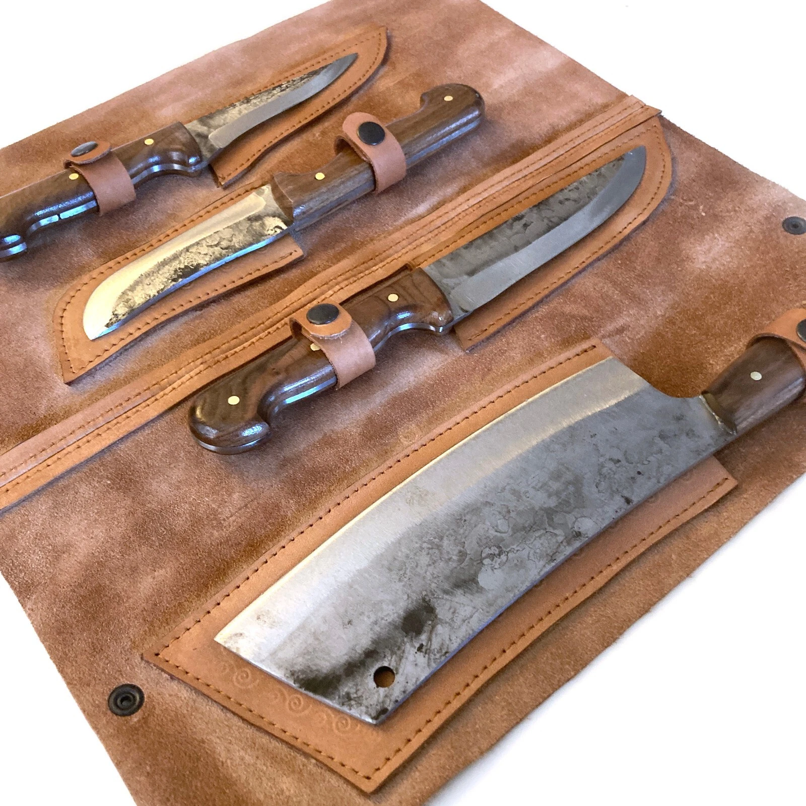 OHIY Butcher Knives 4 Piece Hand Forged Knife and Cleaver Set w Leather Sheath
Opens in a new window