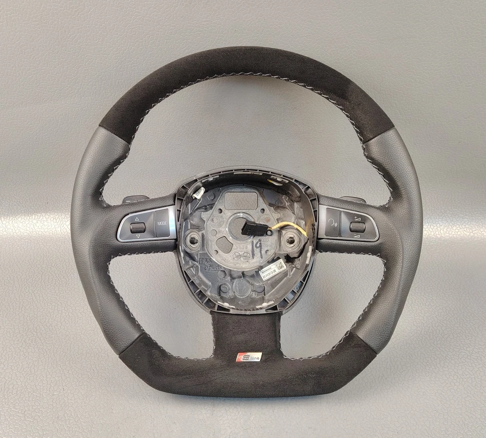 AUDI A4 S4 RS4 A5 CUPÉ A6 C6 A8 S-LINE FONDO PLANO GAMUZA CUERO VOLANTE Foto 2 de 4