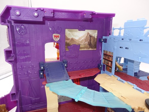 Matchbox 360 Pop Up Haunted House Adventure Set 2008 Scooby Doo Accessories Van - Picture 8 of 24