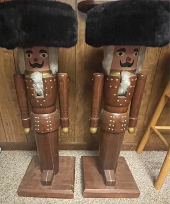 Large Wooden Christmas Nutcracker Soldiers Set of 2 Brown/Black Faux Fur Hats