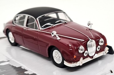 Cararama 1/43 Jaguar Mk2 Maroon Inspector Morse Style Diecast Scale Modellauto