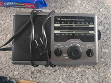 AM FM Portable Radio Battery Operated or AC Power - Large Knobs - WORKS