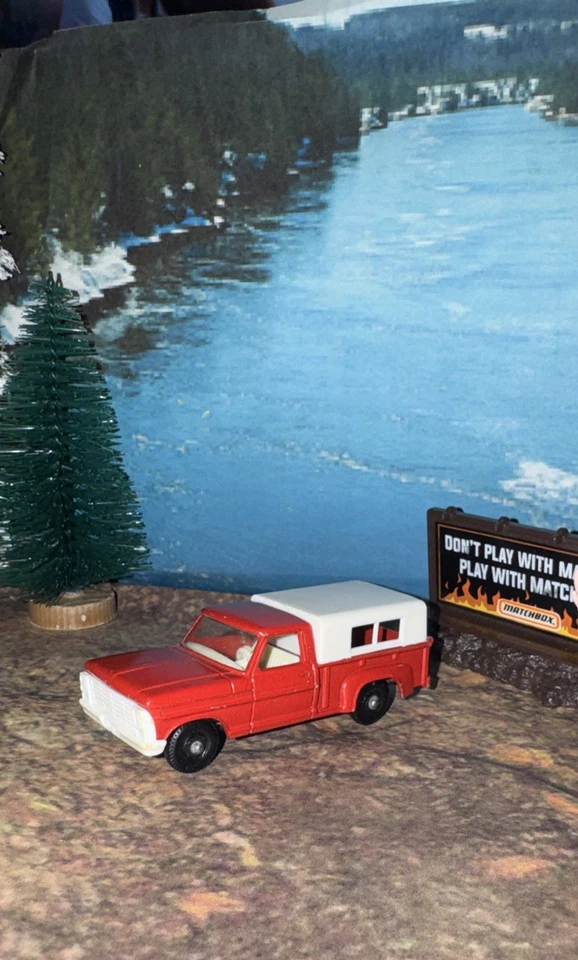 Matchbox Lesney Made In England #6 Ford Pickup W/ Removable Canopy Mint 1:64 DC - Image 3 of 4