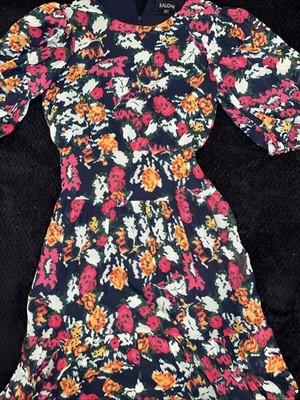 Saloni Beautiful Colorfu floral dress featuring a vibrant botanical look classie