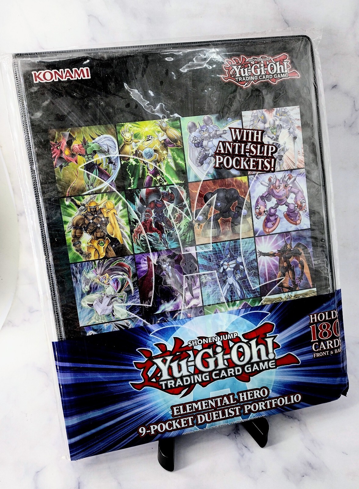 Yu-Gi-Oh! TRADING CARD GAME 9-Pocket Duelist Portfolio With Gold Pride Cards