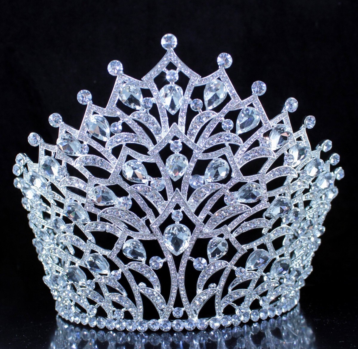 Austrian Rhinestone Lotus Pageant Tiara Crown with Combs Austrian Rhinestone Lotus Pageant Tiara Crown with Combs main image 4