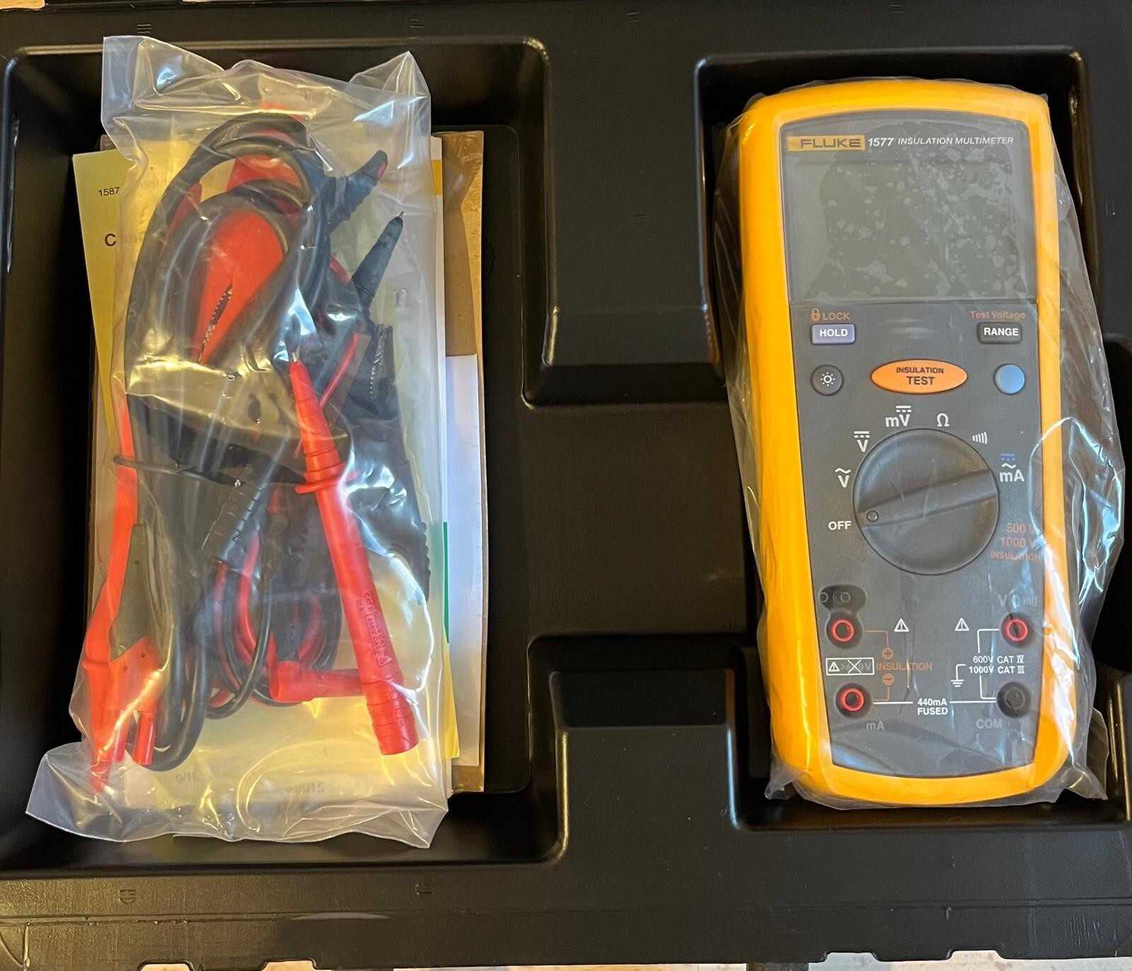 Fluke 1577 Insulation Multimeter boîtier robuste IP40 haute précision