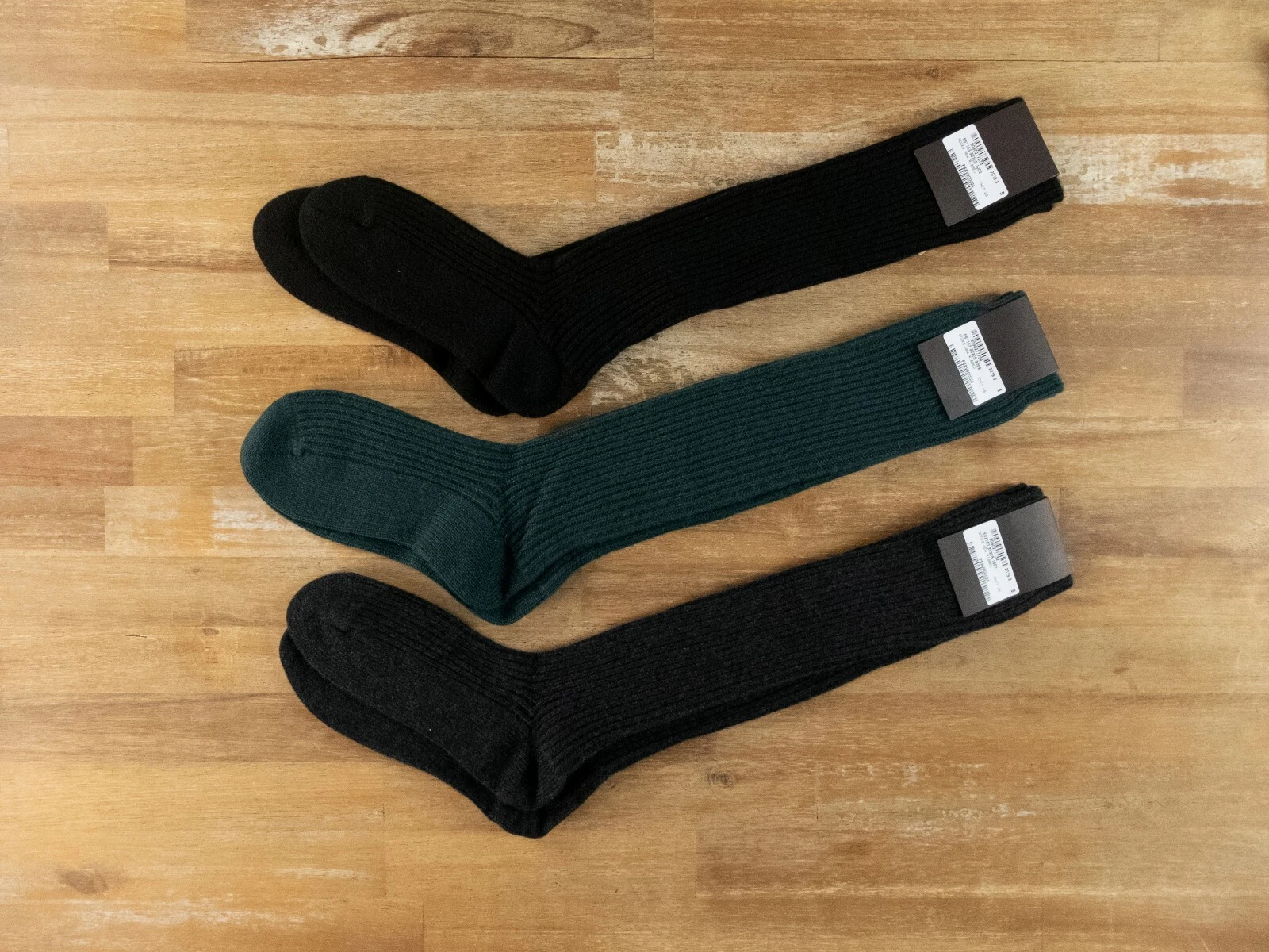 BOTTEGA VENETA 3 paia calze lunghe grigio nero e verde puro cashmere taglia small