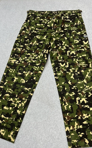 PCS Evasion Paintball Pants Digital Jungle Camo Size 38x30 - Picture 2 of 18