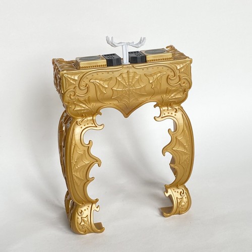 Monster High 13 WISHES Spectra’s Gold DJ Booth Turntable