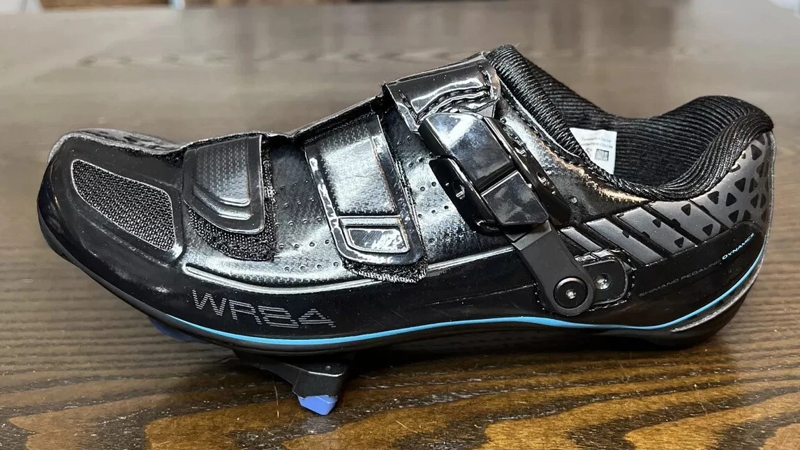 Womens black hotsell cycling shoes