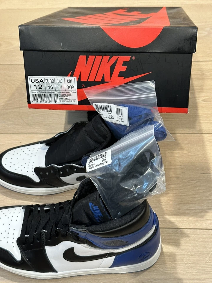 Nike x Fragment FnF (LOGO NEGRO) Jordan I talla 12 DS OG All (Friend & Family) Foto 3 de 4