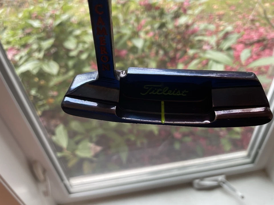 Lata de aceite antorchada personalizada Scotty Cameron Pro Platinum Newport 2 Putter Foto 2 de 4