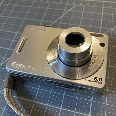 【動作品】SONY Cyber-shot DSC-W50 デジカメ コンデジ Sony Cyber-shot DSC-W50 6.0MP Digital Camera - Silver for sale
