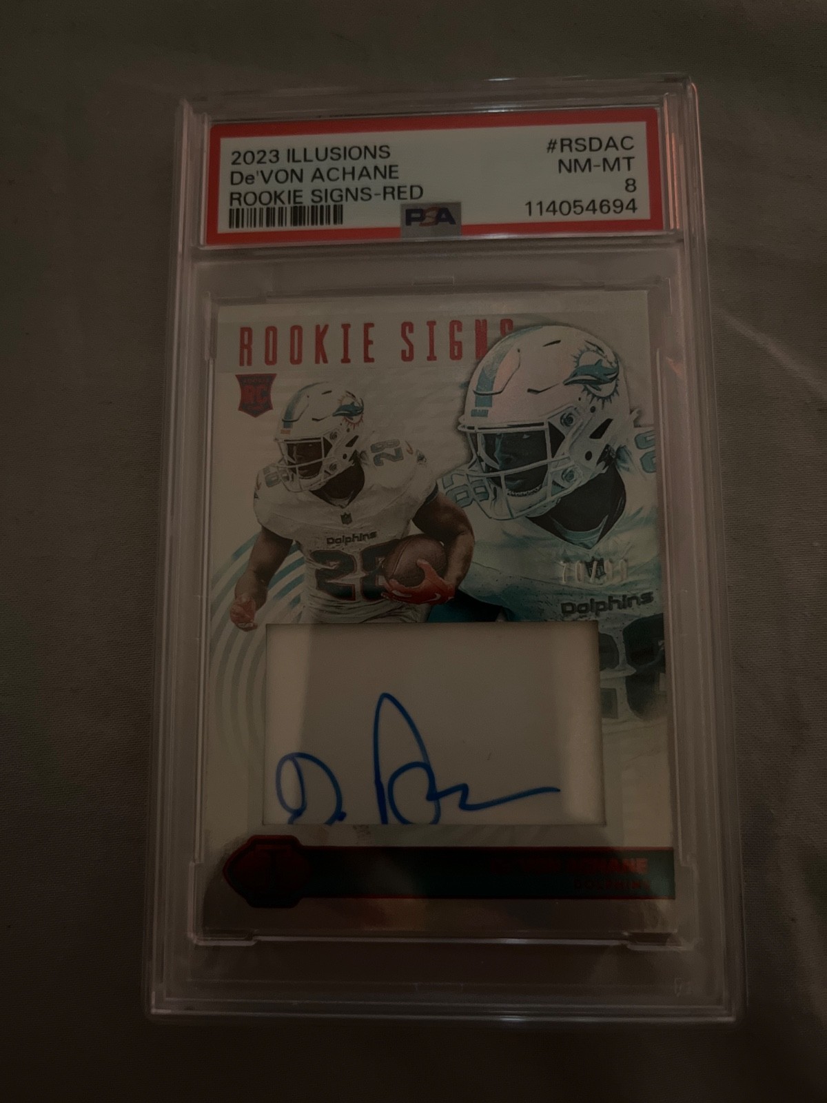De'Von Achane Panini Illusions Rookie Signs #RSDAC Red
