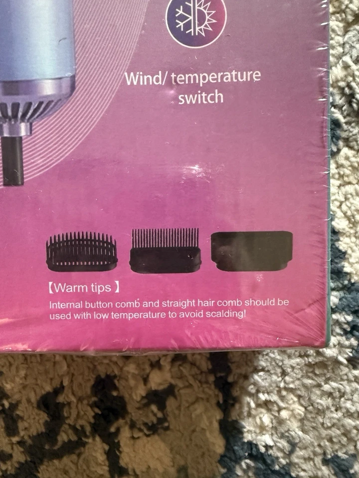 时尚女士吹风机带扩散器和梳子 — 第 2/3 张图片