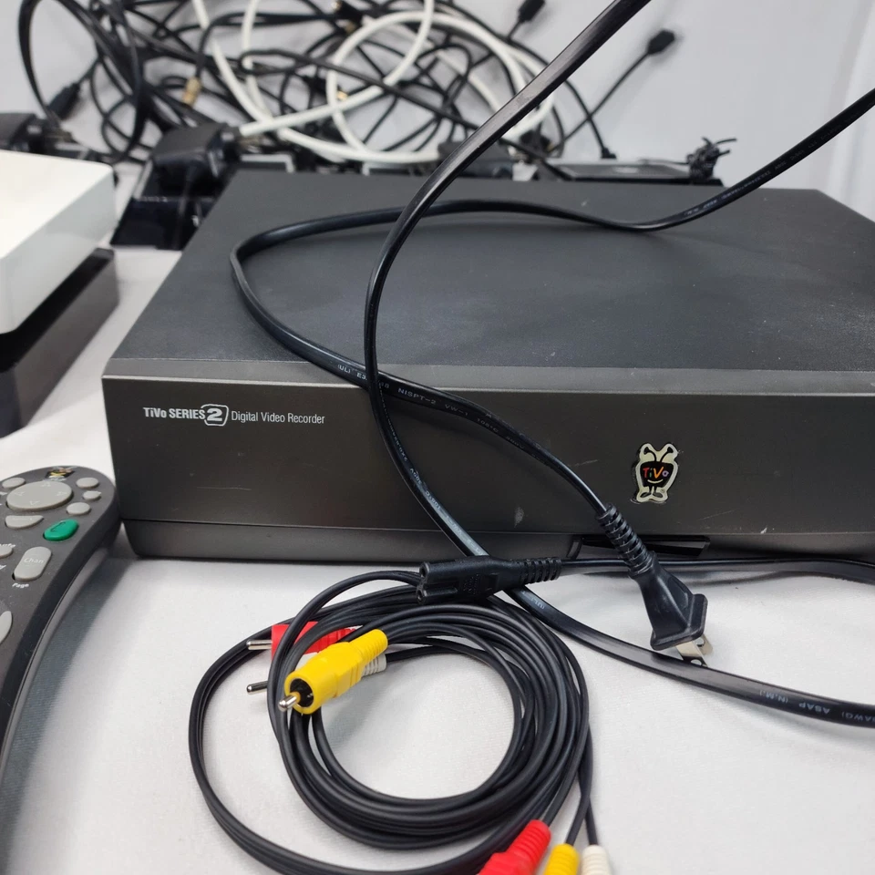 Tivo Serie 2 de por vida, Bolt 500gb, Bolt Vox 500gb, 4 Mini, 7 mandos a distancia *LEER* Foto 3 de 4