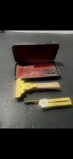 ANTIQUE VINTAGE EVERSHARP SCHICK INJECTOR RAZOR WITH GILLETTE SAFETY RAZOR