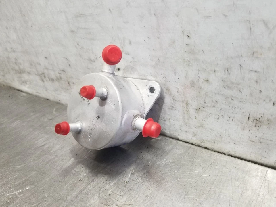 Toyota RAV 4 18 2018 2,5 L transmisión automática enfriador de aceite  Foto 4 de 4