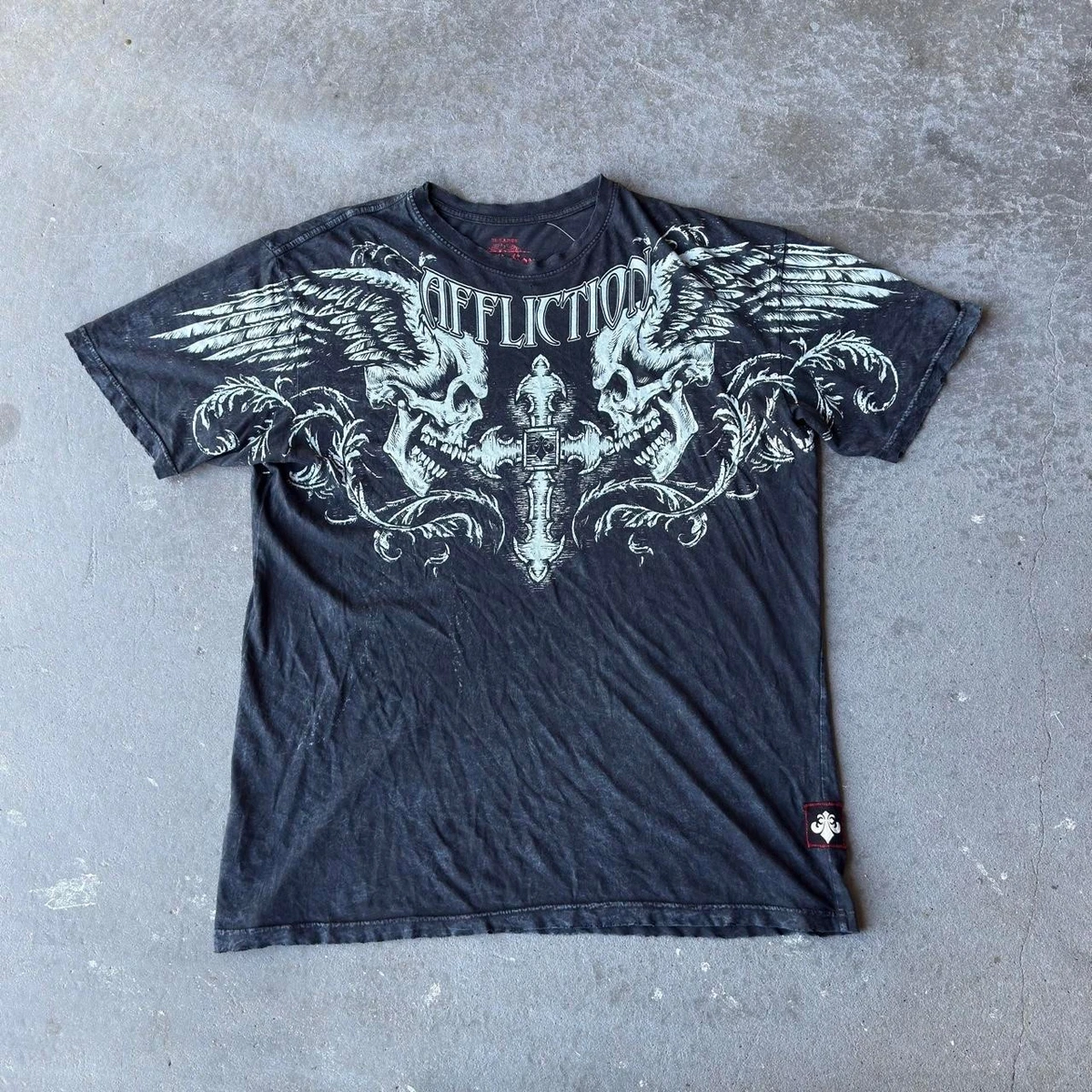 Preços baixos em Affliction roupas para Homens | eBay