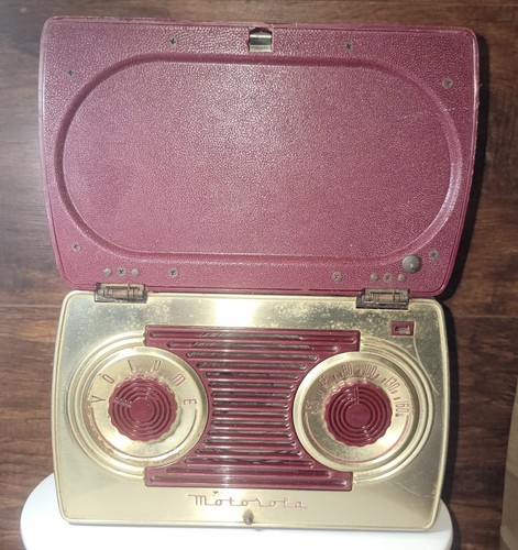 Vintage 1940s Motorola Portable Tube Radio Model 5A9M, Maroon Color
