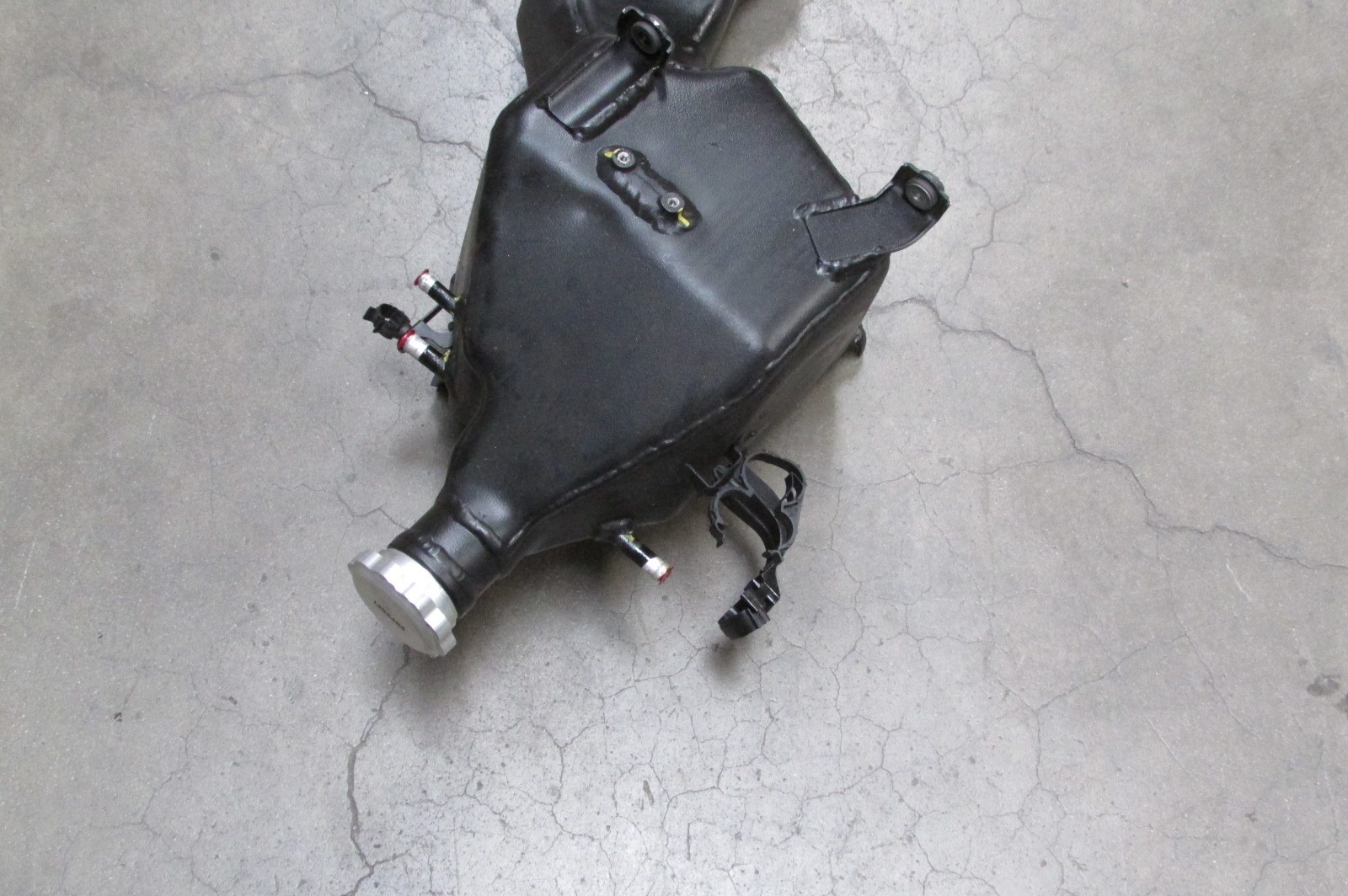 Ferrari 458 Italia, Spyder, Engine Oil Tank/ Reservior, W/ Cap, Used, P/N 269663