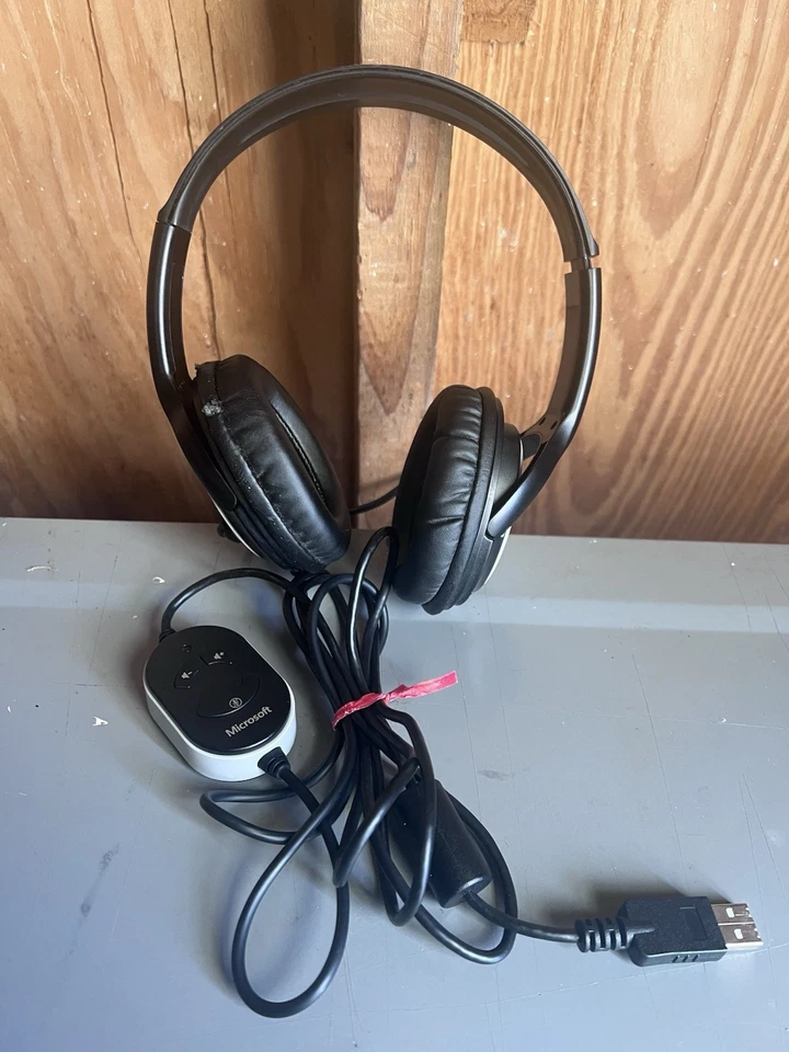 Microsoft - LifeChat LX-3000 USB Gaming / Chat Headset Tested - Image 3 of 4