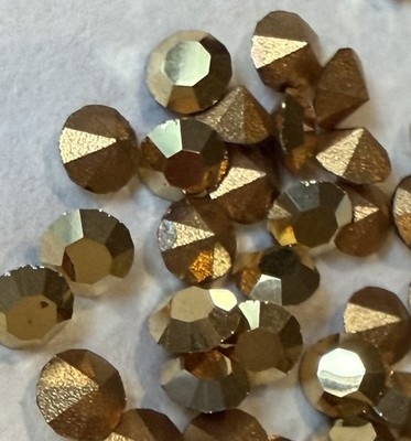 10 GROSS SS16 VINTAGE PRECIOSA MC CHATON OPTIMA CRYSTAL AURUM GOLD FOILD