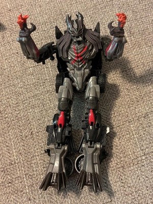 2017 Hasbro Transformers Decepticon Berserker - Callout