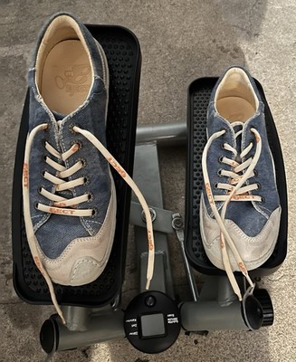 Neuwertig!!! EJECT- Schuhe fester Stoff  blau ohne Orginalkarton. Größe 43