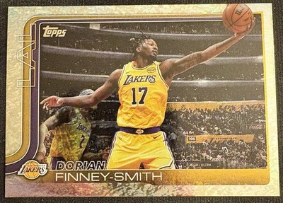 Dorian Finney-Smith 2025-26 Topps Foil Pattern Card No. 149 Los Angeles Lakers