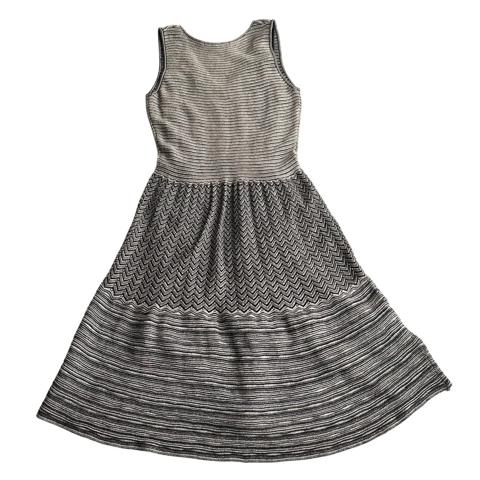 Knitted & Knotted Anthro Textured Metallic Sleeveless Silver Sweater Dress L - Image 2 of 4