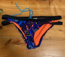 TYR Swimwear Womens M Black Polyester Durafast One Cove Mini Bikini Bottom