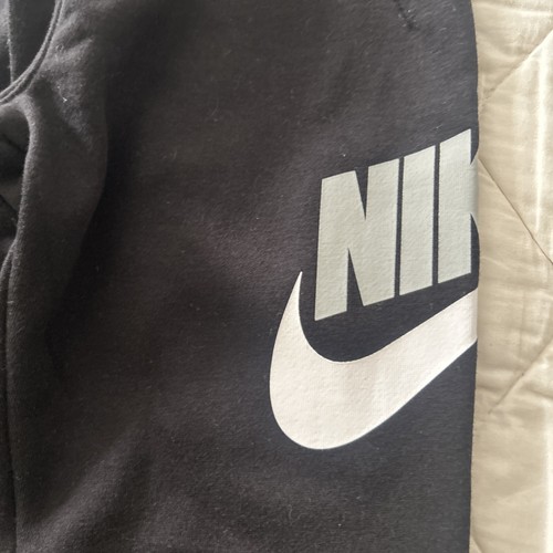 Boys Nike Black Swoosh Jogger Gray & White Logo Size 4 NWT - Picture 4 of 6