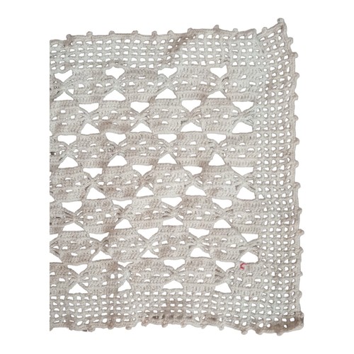 Hand Crocheted Doilie Rectangular Dresser Table Scarf - Picture 3 of 4