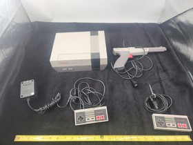 Nintendo NES Original With  Two Controllers, Cables, And Duck Hunt Gun Untested 