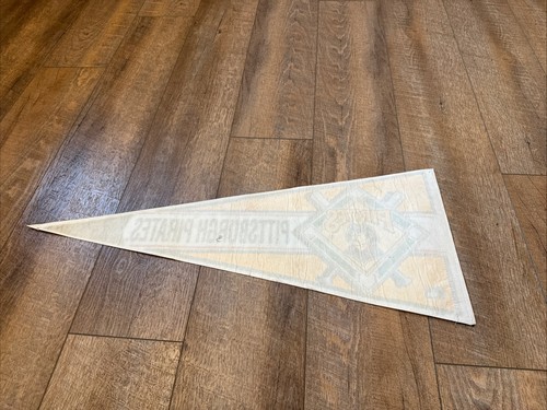 Pittsburgh Pirates Vintage MLB Pennant - Picture 8 of 8