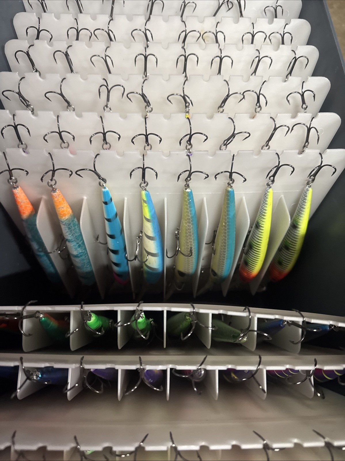Lot of 120 Custom Painted Bandit Deep Walleye Fishing Lures W/ Special Mate Box - Image 15