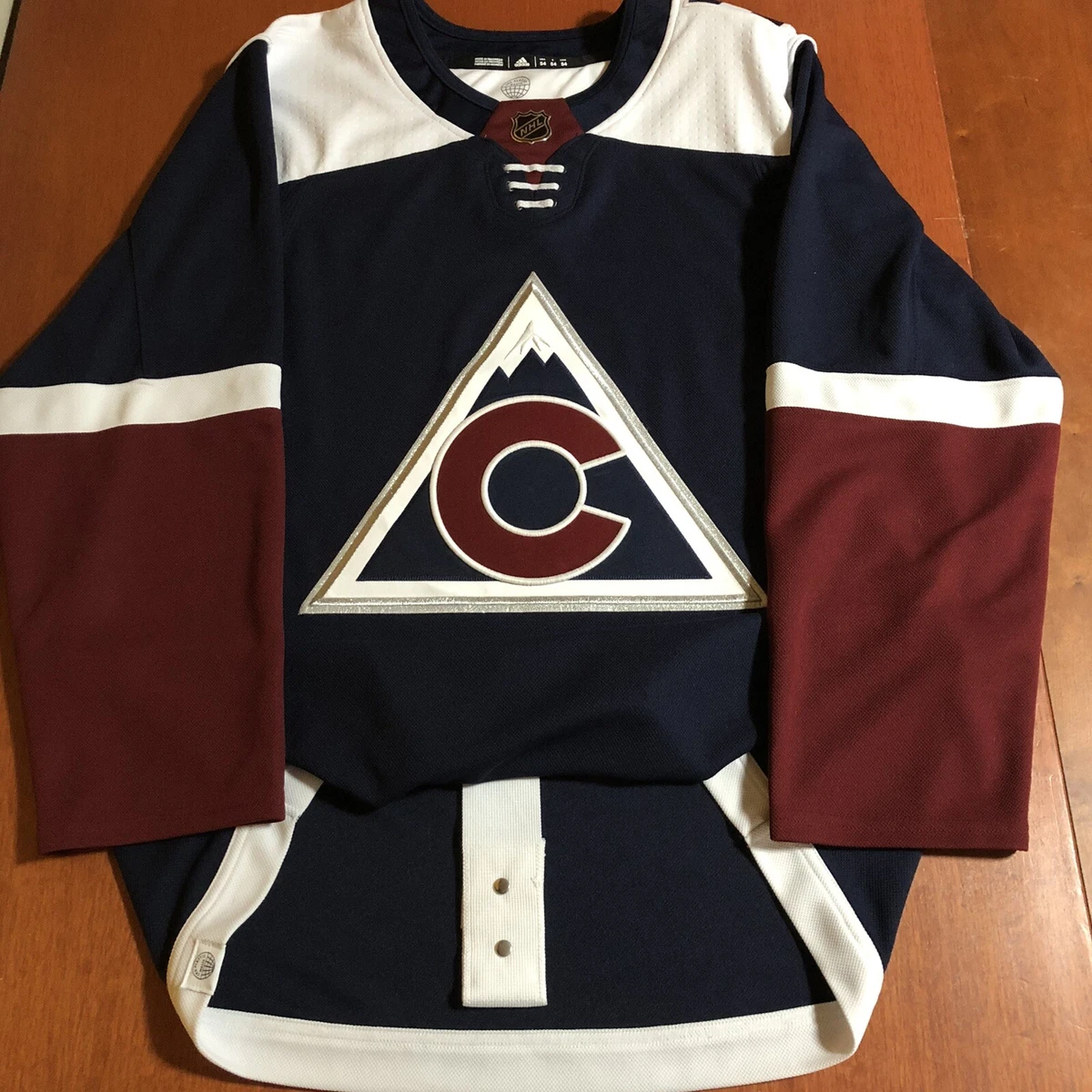 colorado avalanche navy jersey