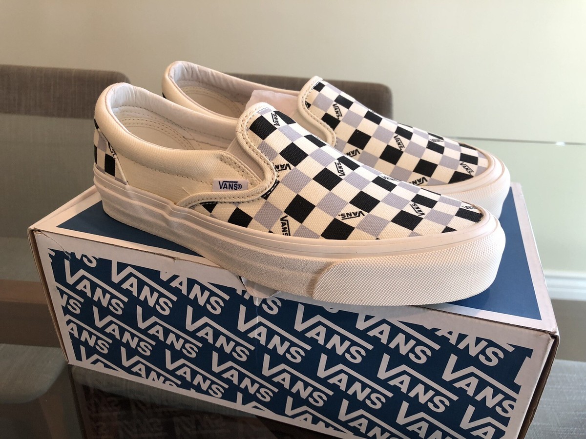 VANS Vault OG Classic Slip-On Checkerboard Blk Wht Gry M 7.5 VANS Vault OG Classic Slip-On Checkerboard Blk Wht Gry M 7.5