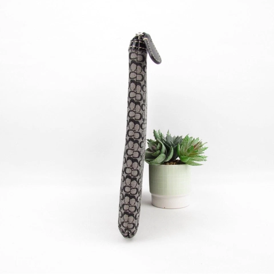 COACH Black & Gray C Vintage Canvas Padded iPad Tablet Sleeve Travel Case - Image 4 of 4