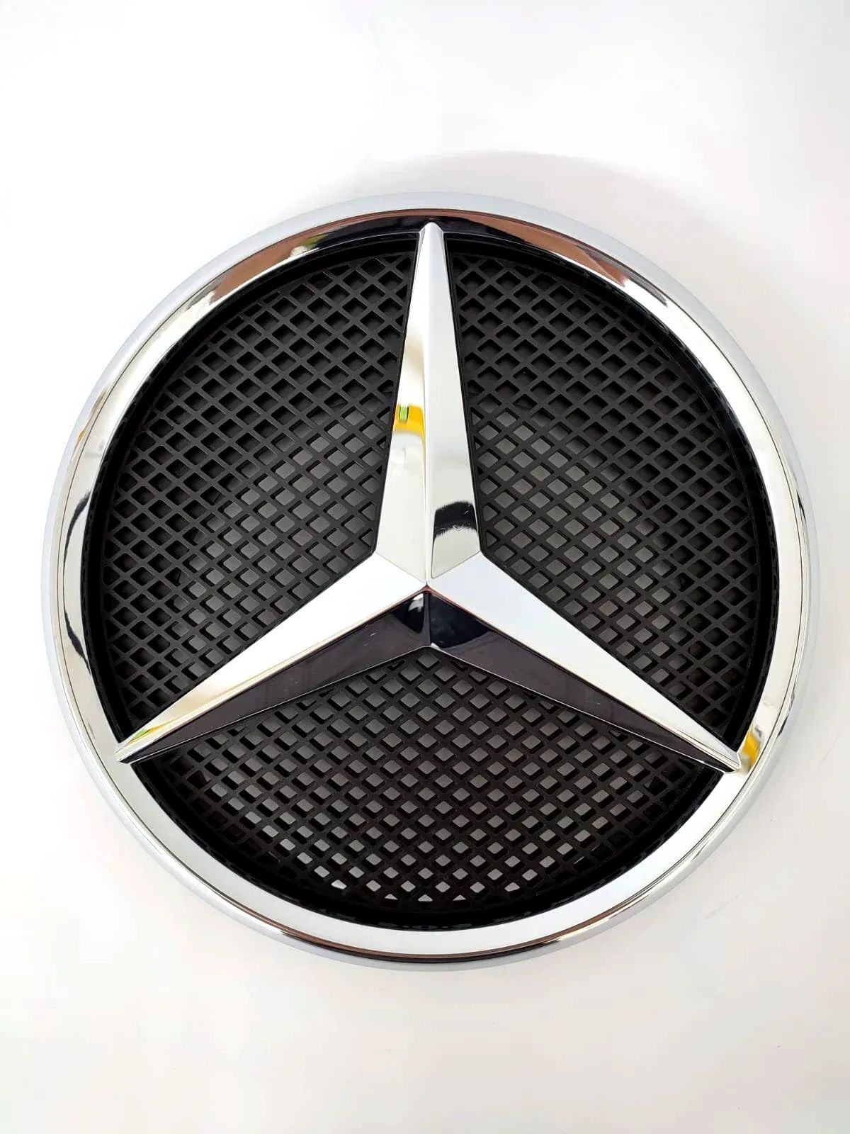 Neuwertige Original Mercedes-Stern mit Ziergitter A9678840185H  