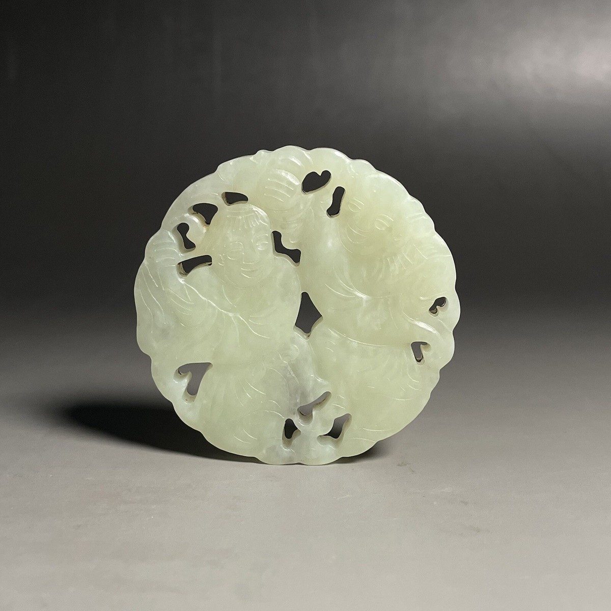 Rare Qing dynasty Hetian jade 