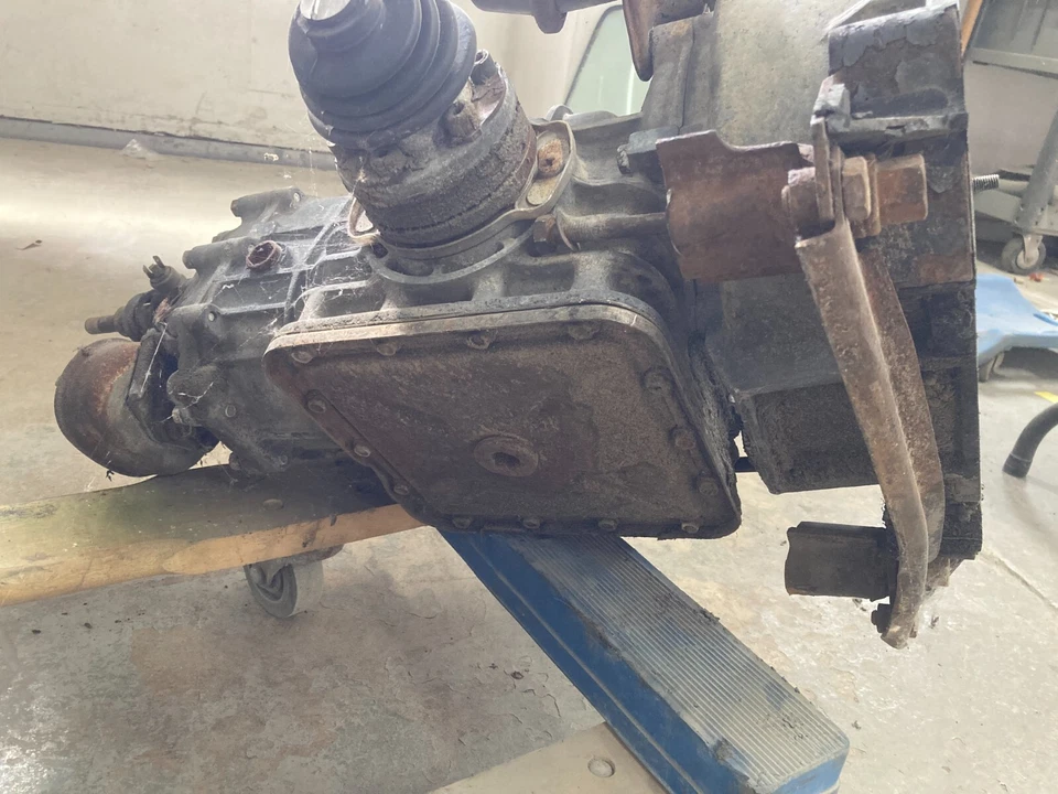 Ранний дифференциал коробки передач VW Volkswagen с автоматическим переключением передач - Beetle - Van - Изображение 2 из 4