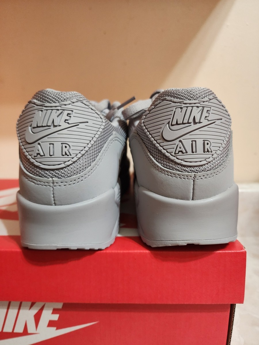 Men's Size 9.5 Nike Air Max 90 Triple Grey Casual Sneakers CN8490-001 🔥🔥 — product photo 5 of 12