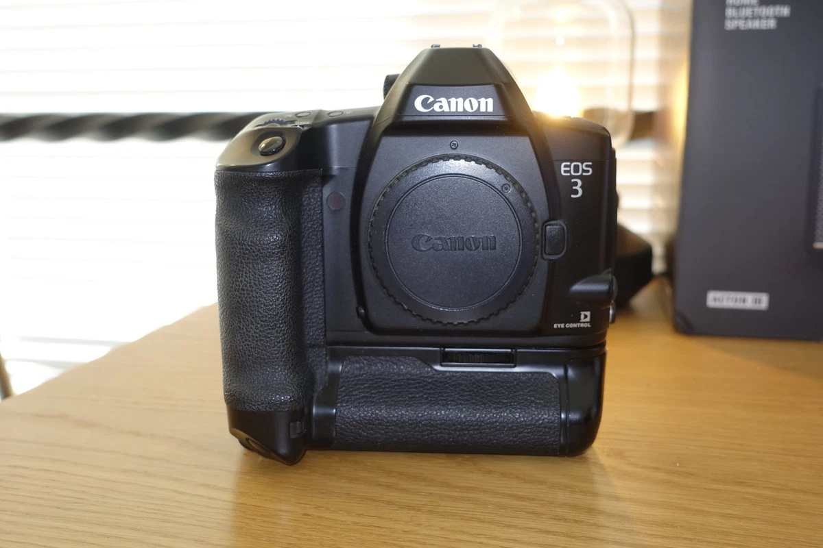 Canon EOS 3 美品！！ Canon（キヤノン）EOS 3／フラッグシップの高性能を先取りした軽快なAF