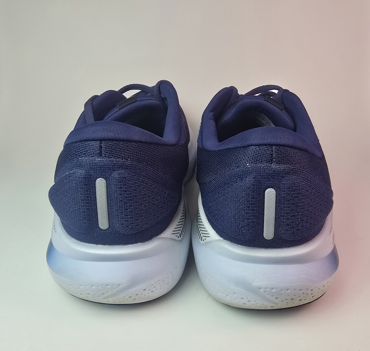 Brooks Adrenaline GTS 24 Shoes Mens Size 14 Blue Running 1104371D423 Sneakers Brooks Adrenaline GTS 24 Men main image 2